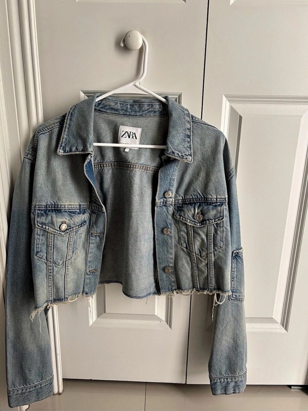 Zara Denim Cropped Jean Jacket Size Medium